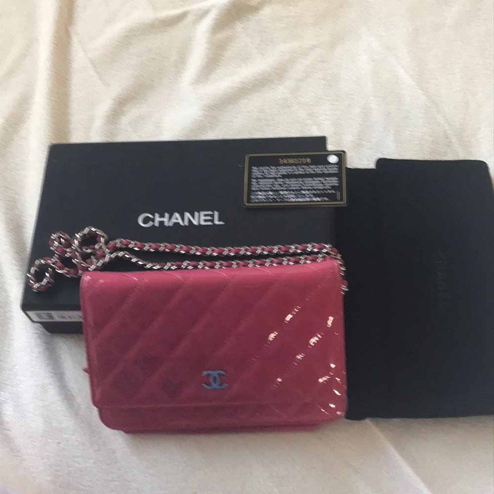 Authentic chanel wallet on chain patent pink